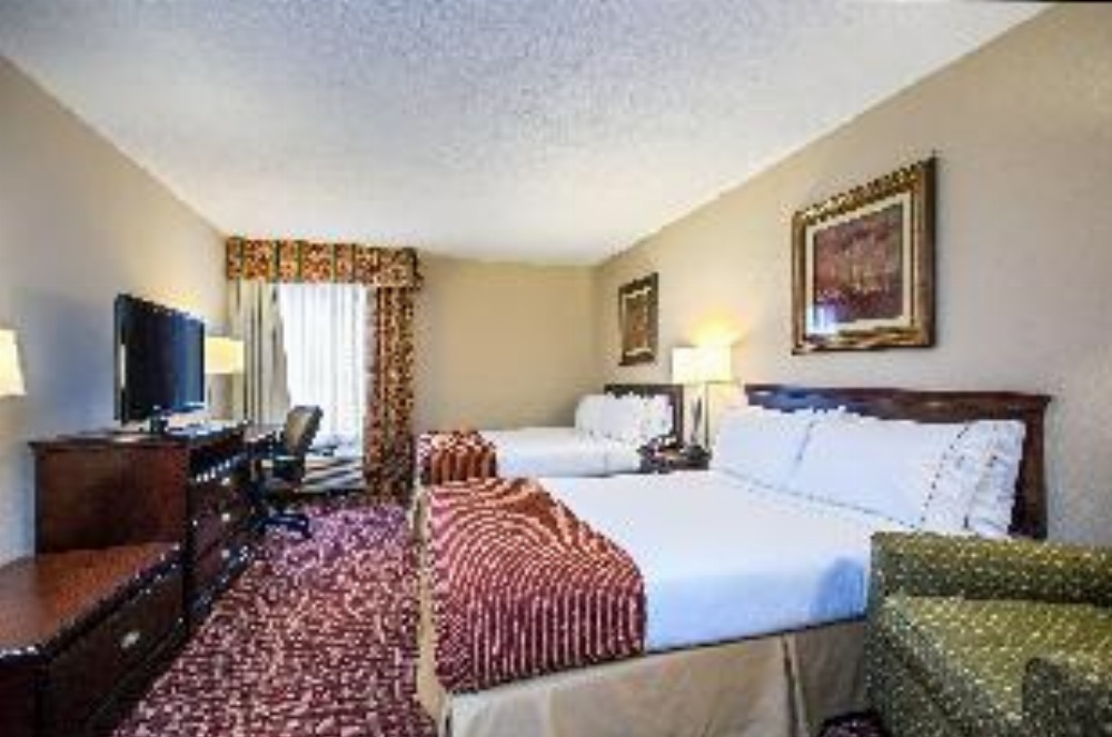 Holiday Inn Express Hotel And Suites Corinth Image 20