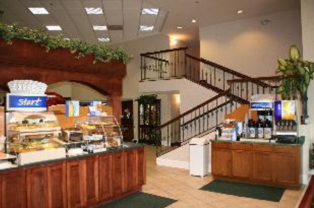 Holiday Inn Express Hotel And Suites Corinth